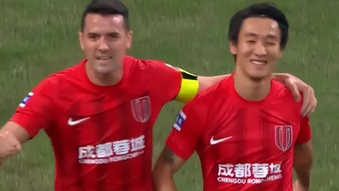 弗林蓬今夏或离开勒沃库森，解约金高达百万欧元